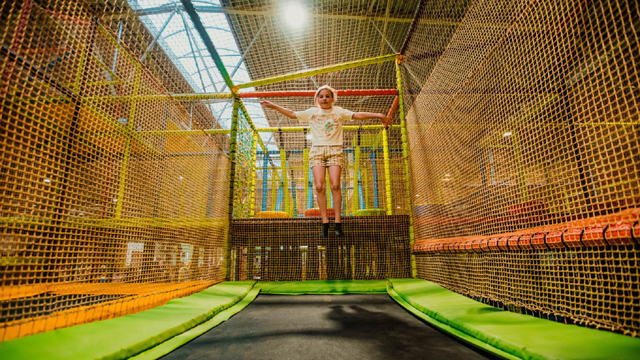 Beverland Trampoline